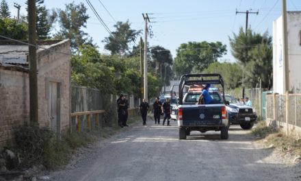 Detienen a leoneses tras intentar robar camioneta en San Francisco