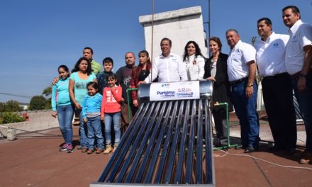 Benefician a miles con entrega de calentadores solares en Purísima