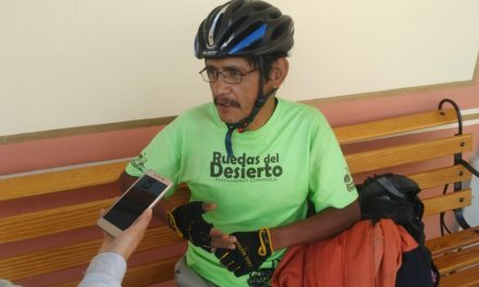 Ciclista que divulga mensajes de paz por todo México, llega a San Francisco