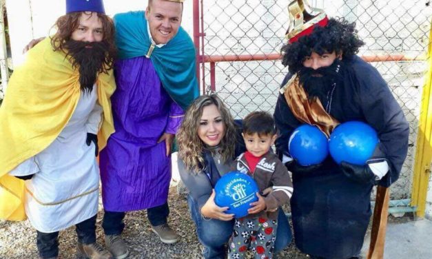 Reparten Reyes Magos más de 6 mil juguetes en San Francisco del Rincón
