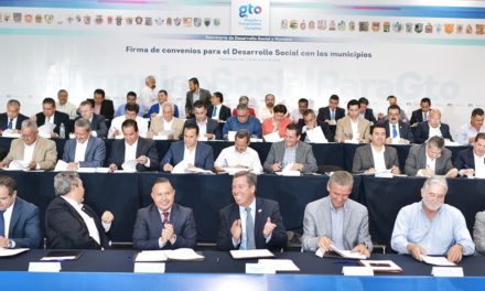 Firma MMM convenios por 706 millones de pesos para el Desarrollo Social de los municipios