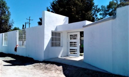 Concluye construcción de la barda y acceso en Telesecundaria de Guadalupe de Jalpa