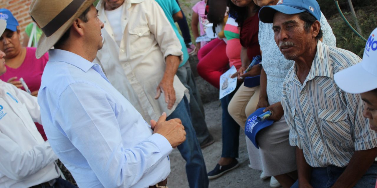  Llama Toño Padilla a atender las necesidades básicas y respetar la libertad de expresión