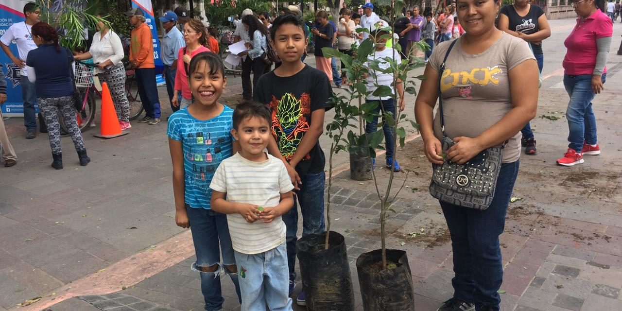 En Purísima conmemoran el Día Mundial del Árbol con donación de árboles