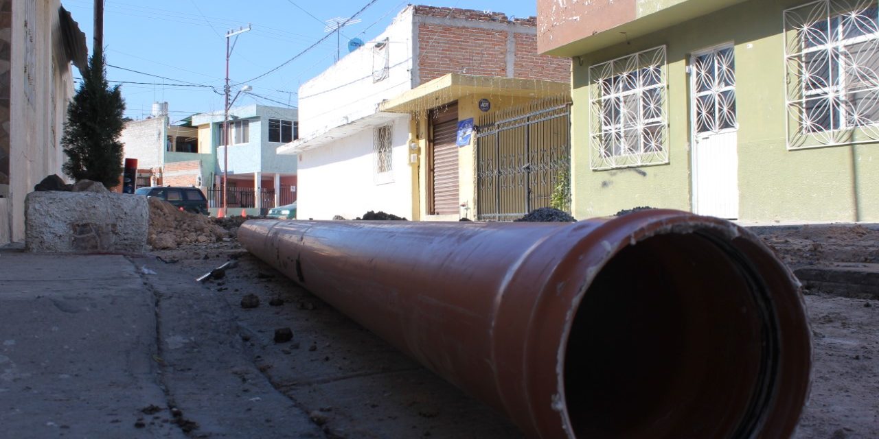 Amplía SAPAF red de agua potable y drenaje en la Nueva Santa María