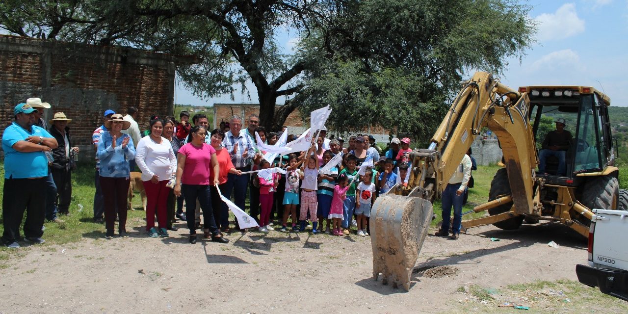 4 millones de pesos para llevar drenaje y agua potable a comunidades de Purísima del Rincón