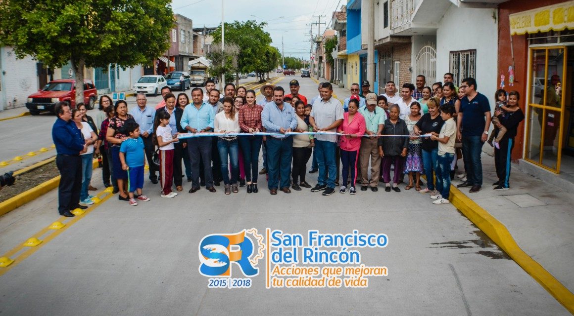 En San Francisco del Rincón entregan bulevares, deportiva y develan placa