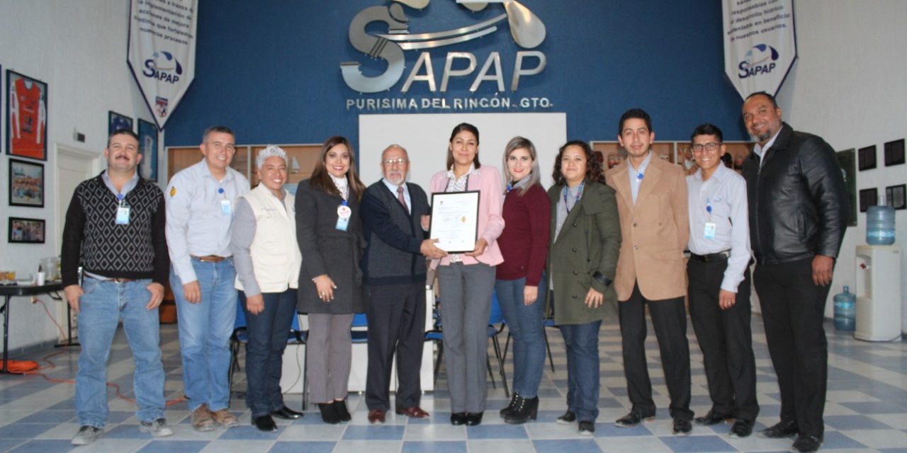 SAPAP obtiene distintivo «Guanajuato crece»