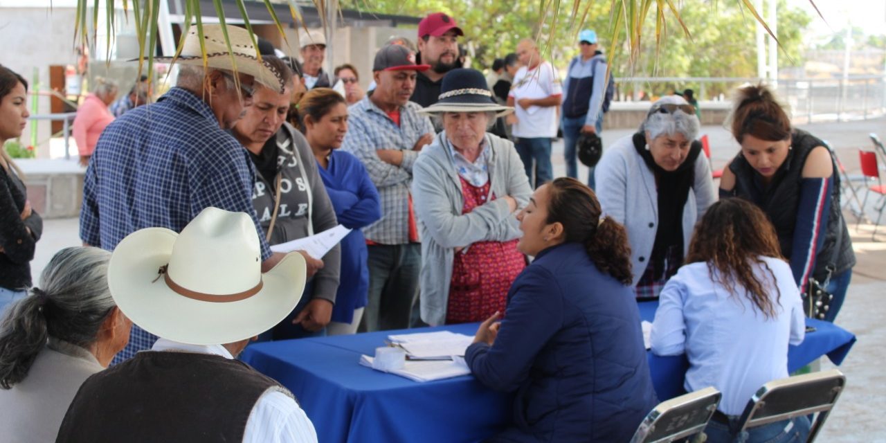 Productores agrícolas y ganaderos de Purísima del Rincón se informan sobre apoyos y programas estatales
