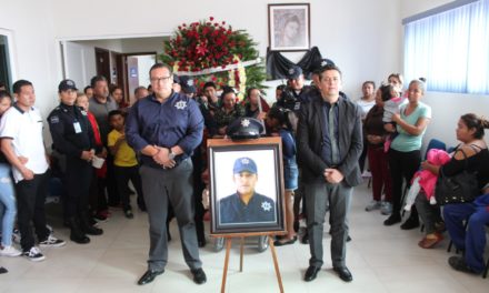 Despiden con honores a oficial Jesús Ávila, asesinado el pasado miércoles