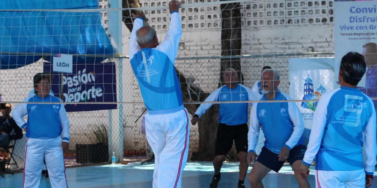 Adultos mayores compiten en torneo de cachibol en Purísima del Rincón