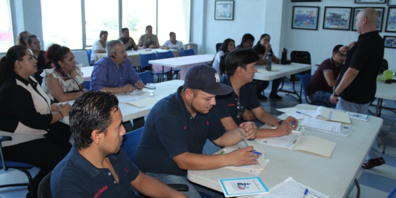 Forman líderes empresariales en Purísima del Rincón