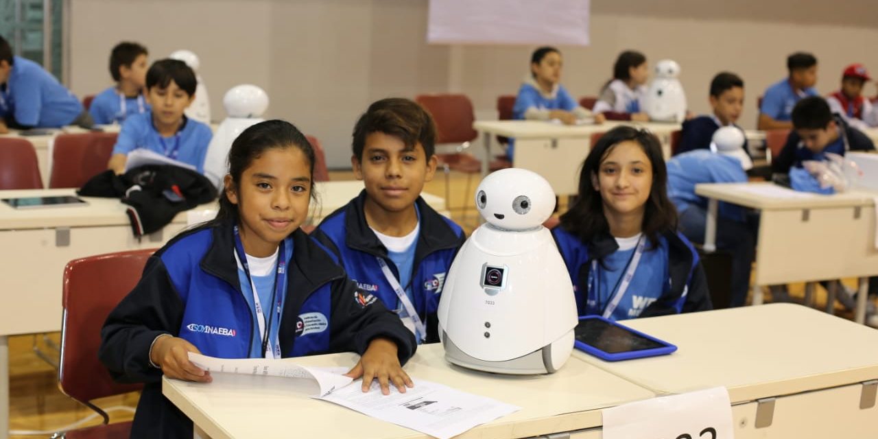Estudiantes del INAEBA, van a concurso de robótica