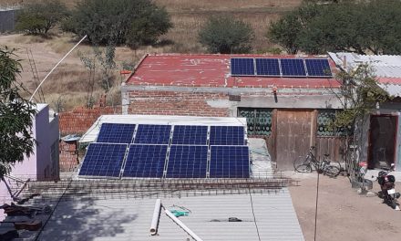 Entregan paneles solares en comunidades de Silao