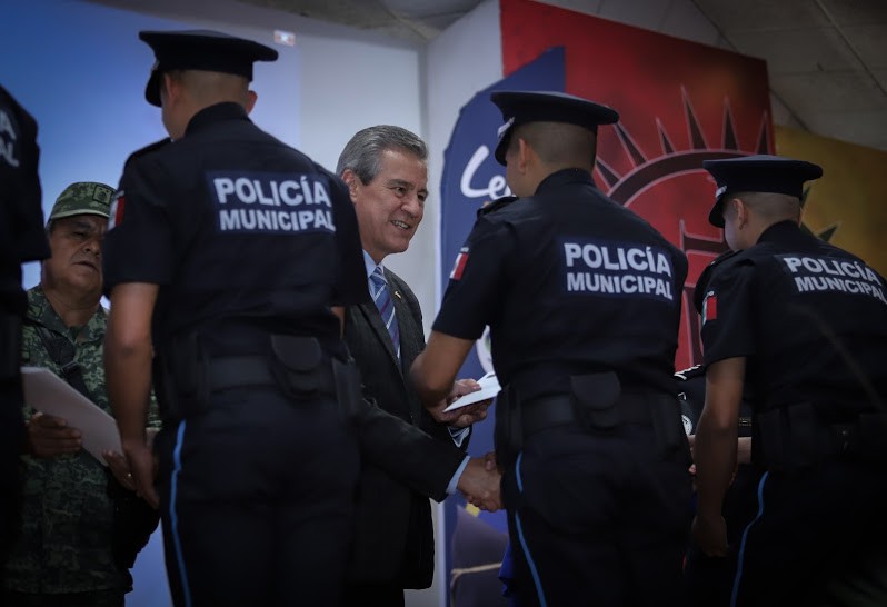 León cuenta con nuevos oficiales de seguridad