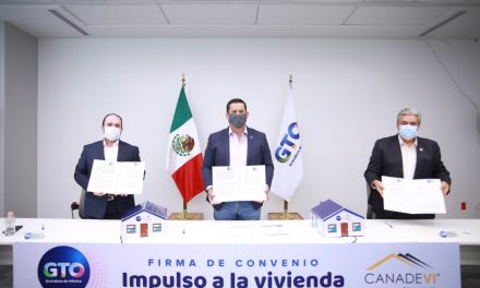 CANADEVI y Guanajuato ayudarán a construir mil casas en el estado