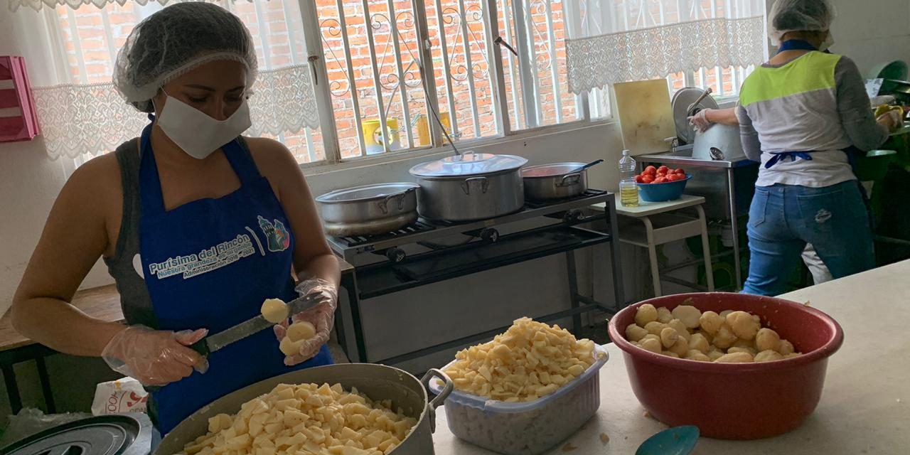 Entregan alimentos en 27 comedores comunitarios de Purísima del Rincón