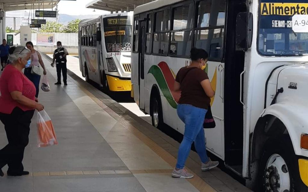 Más unidades de transporte público en León