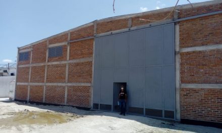 Construyen bodega de almacenamiento para productores lácteos en Guanajuato
