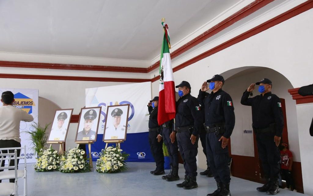 Anuncia Trejo creación de la Secretaría de Seguridad Ciudadana tras homenaje póstumo a policías