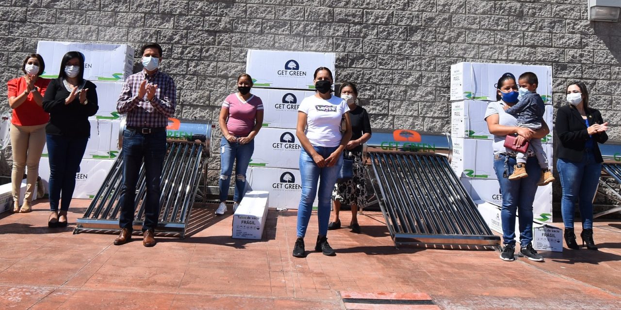 300 familias de San Francisco del Rincón reciben un calentador solar