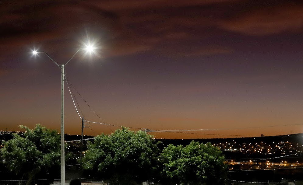 Instalarán más de 4 mil luminarias en León
