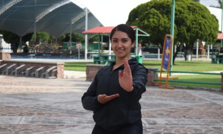 Leonesa gana competencia de karate por internet