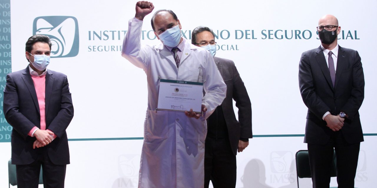 El Rincón del IMSS: «El mejor reconocimiento para personal de la salud es darles un respiro cuidándonos en serio»