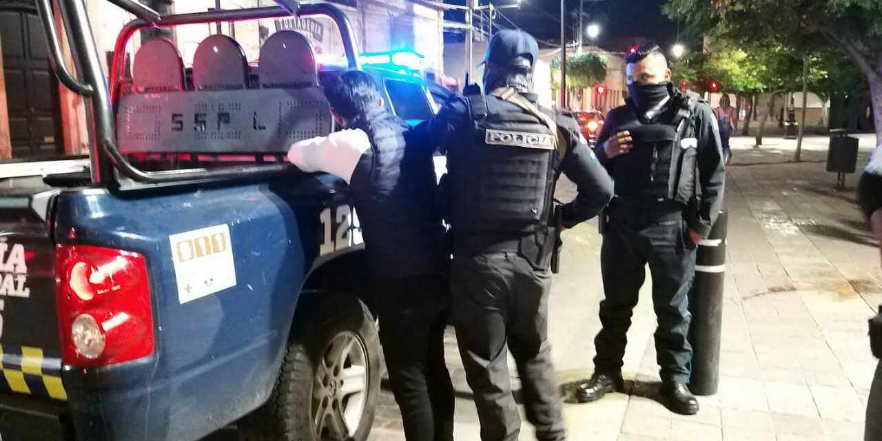 Detienen a 80 personas en León por no usar cubrebocas