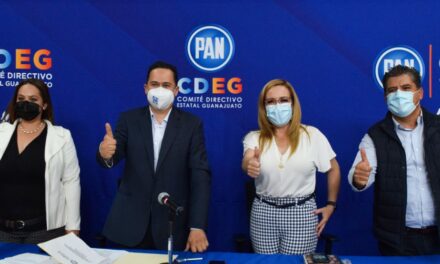 PAN Guanajuato señala discriminación e ineficiencia en la aplicación de vacunas