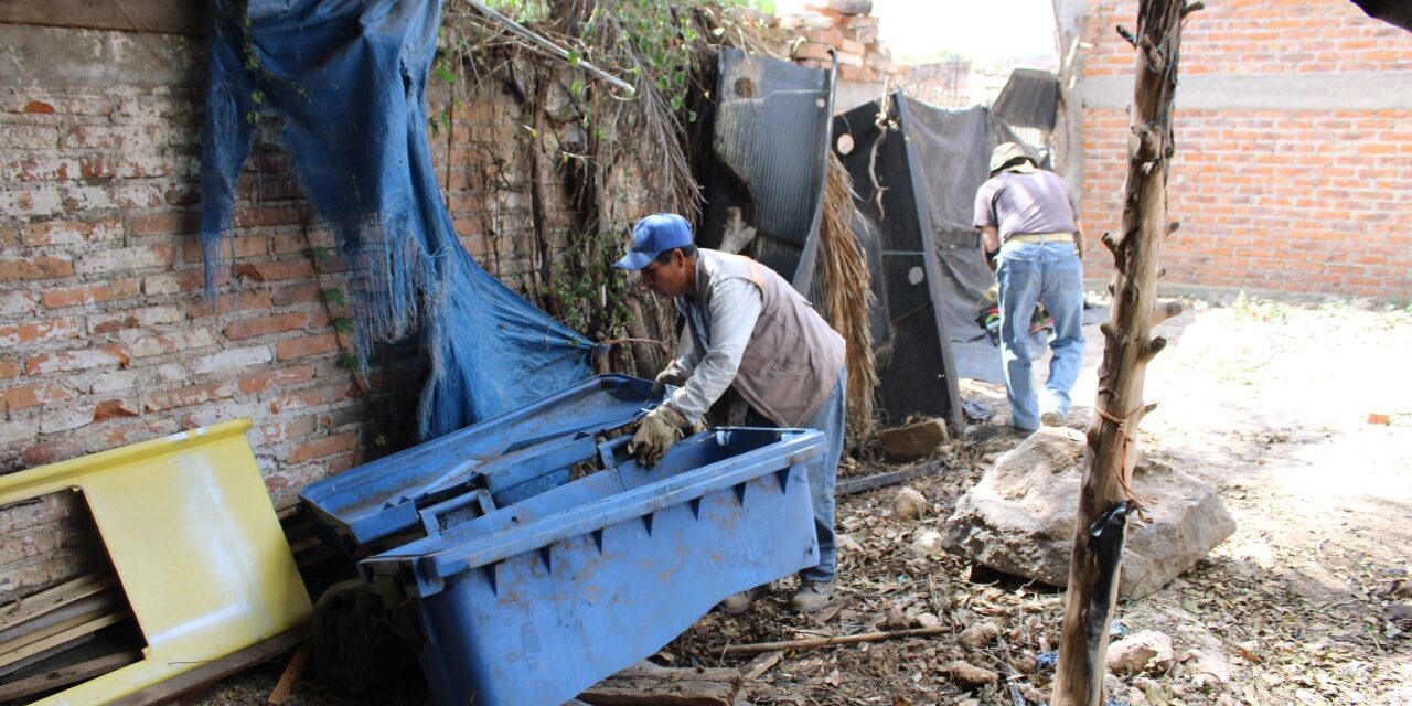 Sigue programa de descacharrización en Purísima del Rincón