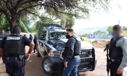 «Aquellos que estén pegados con los malandros, vamos a tener mano dura», comienza depuración de policía de León