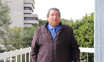 Profesor DeLaSalle lo explica: El aguinaldo es un derecho en México