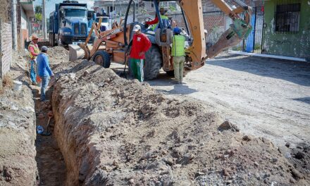 Reparan 200 caminos de terracería en León