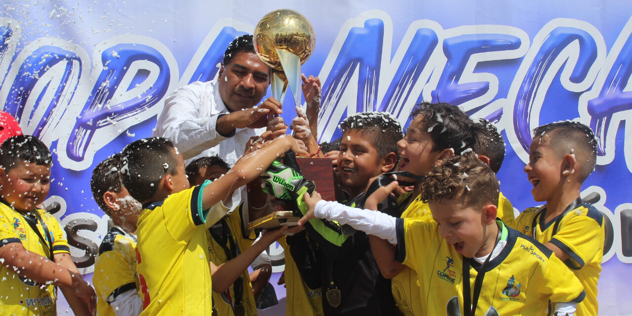 7 Equipos campeones en Copa Necaxa, en Purísima del Rincón