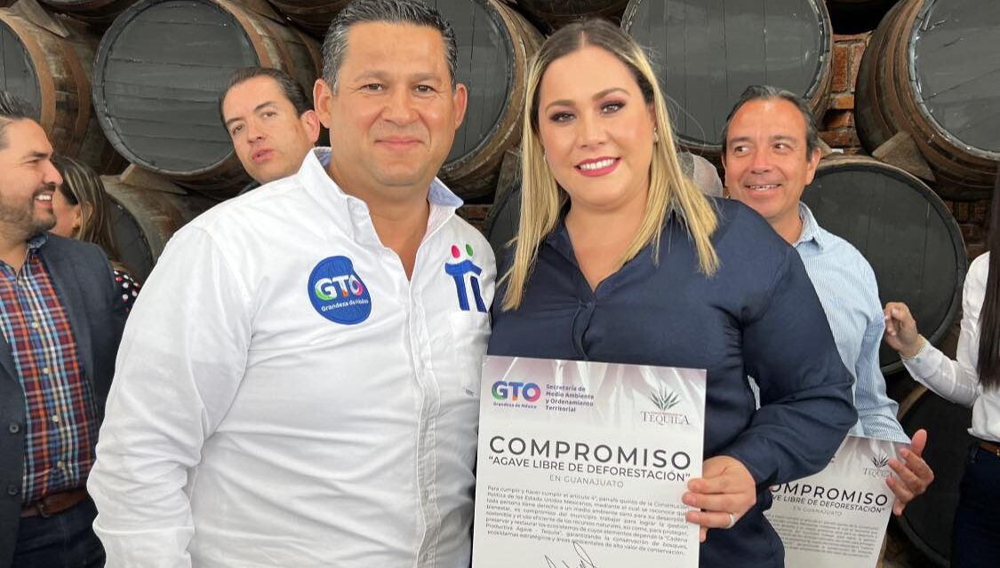 Firma Blanca Preciado Compromiso por un Agave Libre de Deforestación