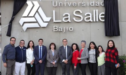 Develan nueva identidad de la Universidad La Salle Bajío