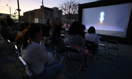 Inicia Proyecto de Cine Móvil en Purísima del Rincón