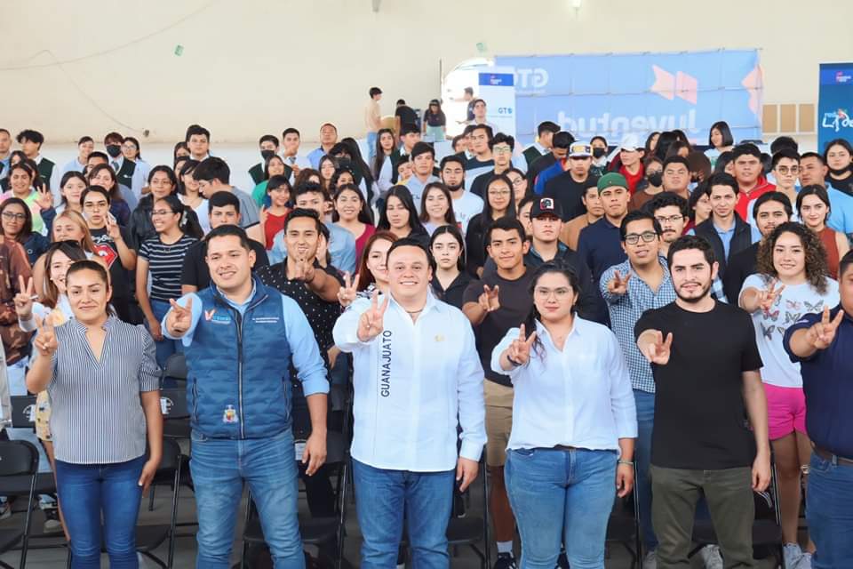 Cientos de jóvenes del noreste de Guanajuato participan en “Líderes con Grandeza”