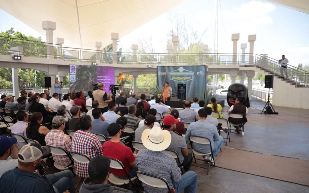 En Purísima realizan primer foro para crear «Consejo del Agave de Guanajuato»