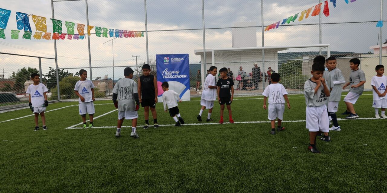 Inauguran cancha en los Girasoles, en Purísima del Rincón