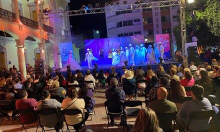 Grupo de Danza Folclórica “BFB” se presenta en San Francisco del Rincón