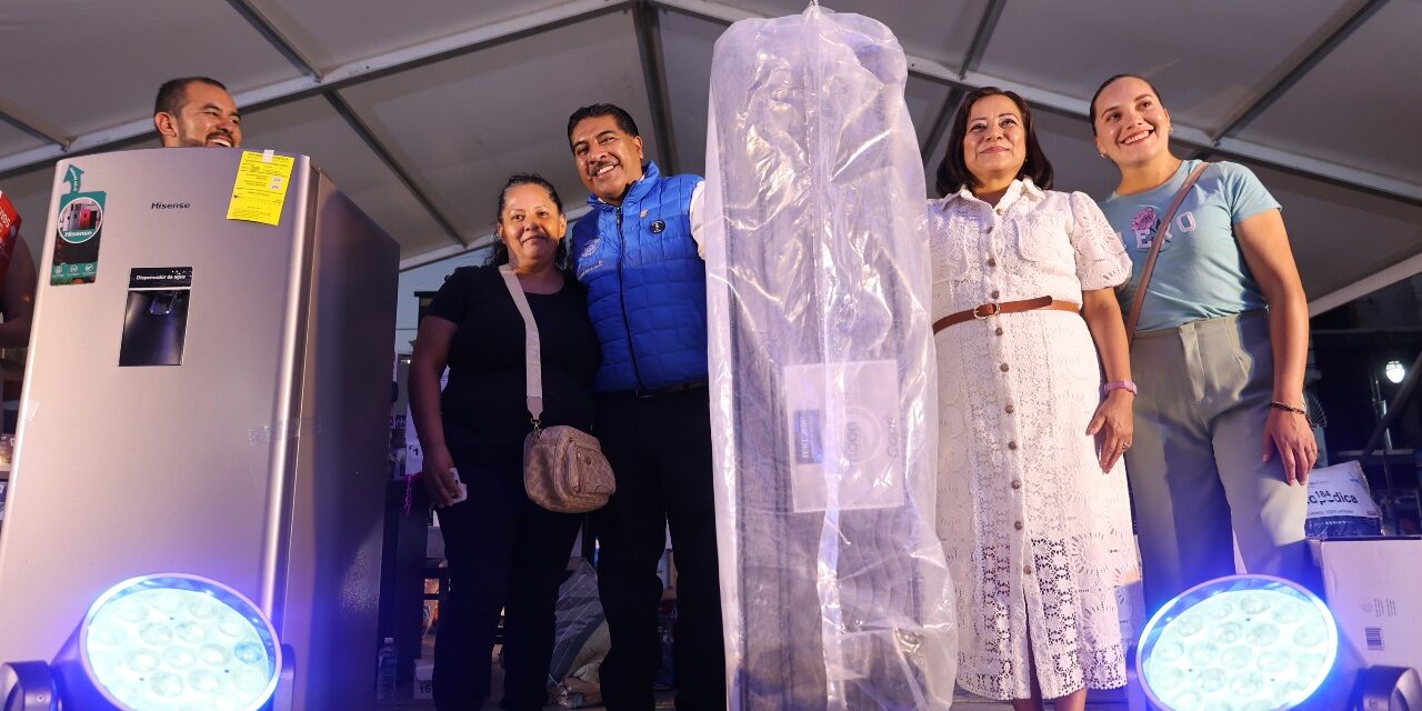 Festejan a madres de Purísima del Rincón
