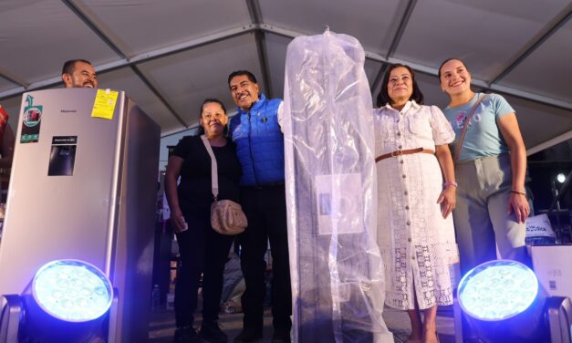 Festejan a madres de Purísima del Rincón