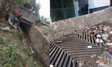 Limpian arroyos en León; buscan prevenir inundaciones