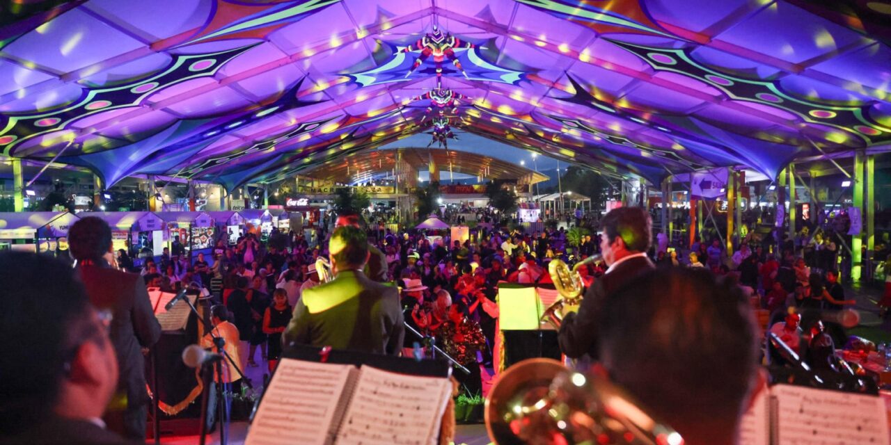 Carpa de las sirenas será sede de eventos durante Festival de Verano