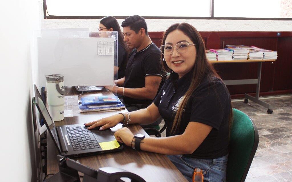“Mi profe en línea” acompaña a estudiantes en vacaciones para preparar exámenes