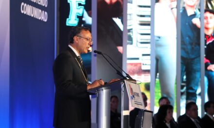 Rector de la Universidad La Salle Bajío presenta su cuarto informe de actividades