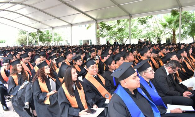 Egresan 350 ingenieros e ingenieras del Tec Purísima del Rincón