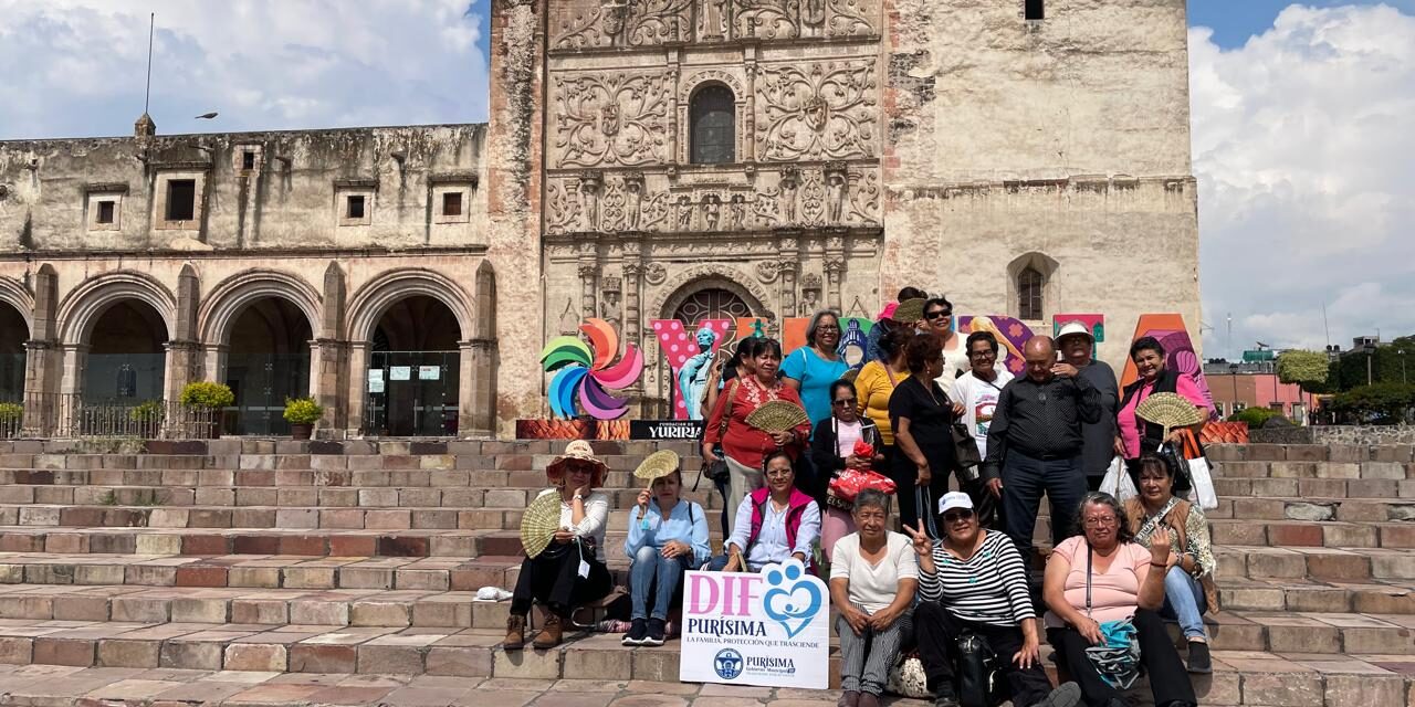 Adultos Mayores de Purísima del Rincón visitan Yuriria